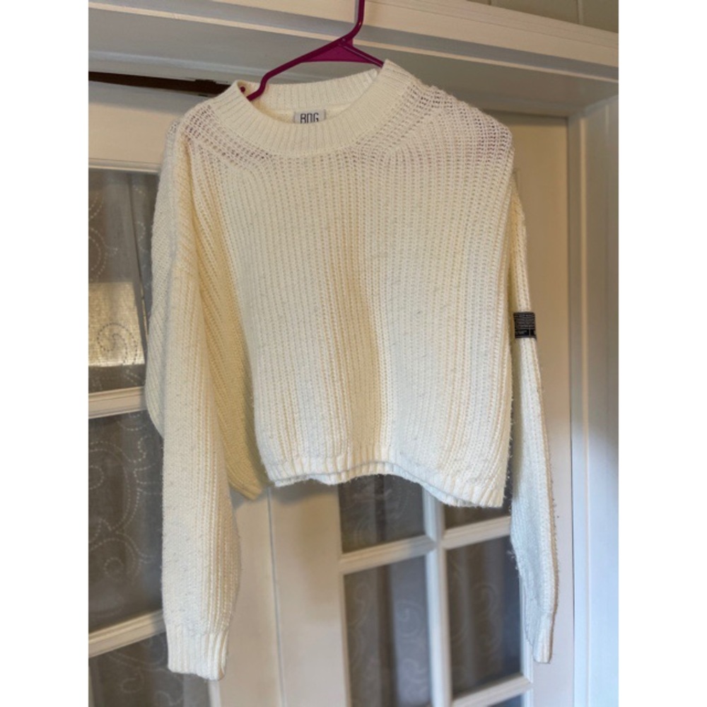 Cream BDG cropped sweater